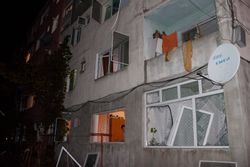 BREAKING NEWS Explozie la un bloc din Bistrița: Un bărbat de 77 de ani a fost transportat de urgență la spital BREAKING NEWS Explozie la un bloc din Bistrița: Un bărbat de 77 de ani a fost transportat de urgență la spital